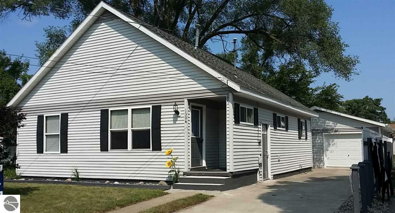 1304 Belnap Street  Mt Pleasant MI 48858 photo