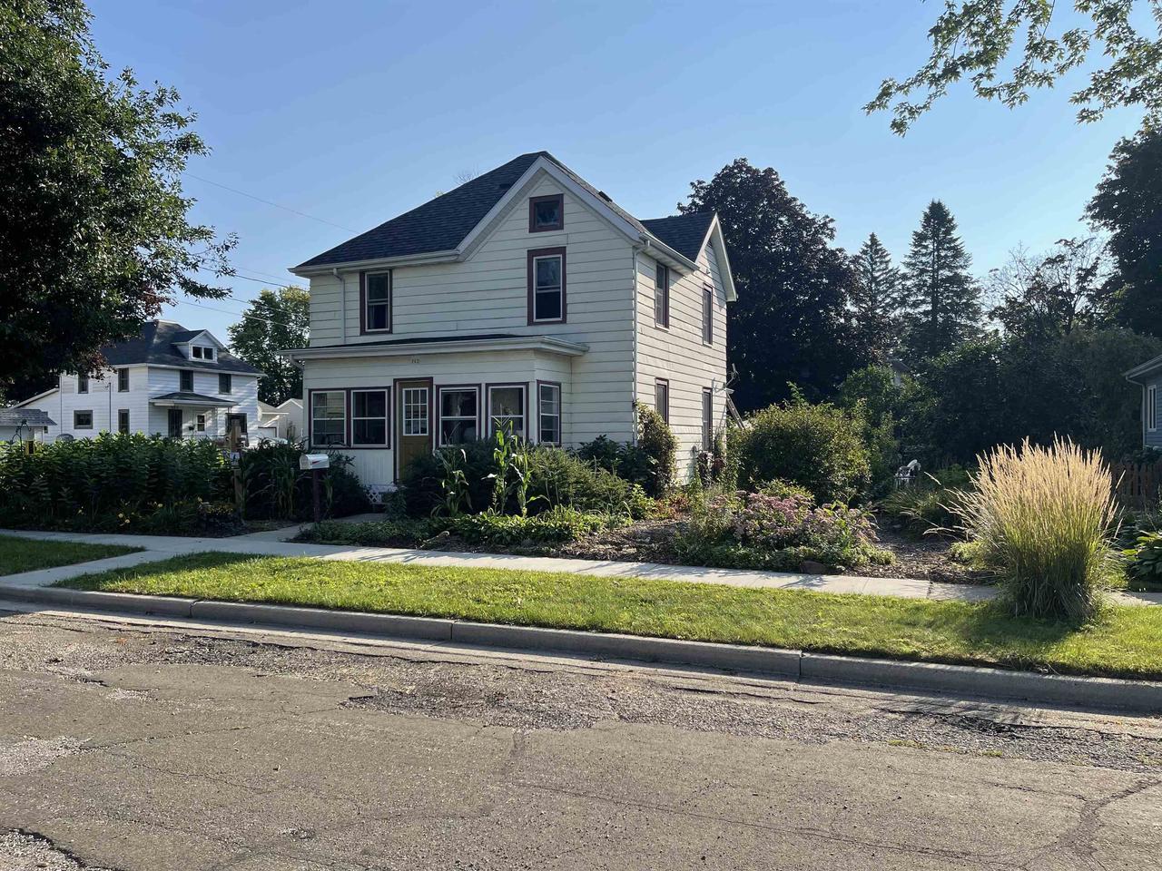 Property Photo:  202 South 1st St  WI 53956 