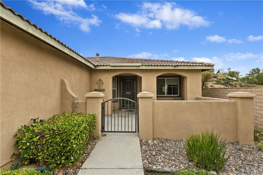 Property Photo:  29151 Ocotillo Drive  CA 92530 