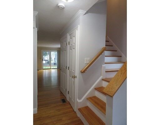 Property Photo: 201 Main St 9 MA 01801