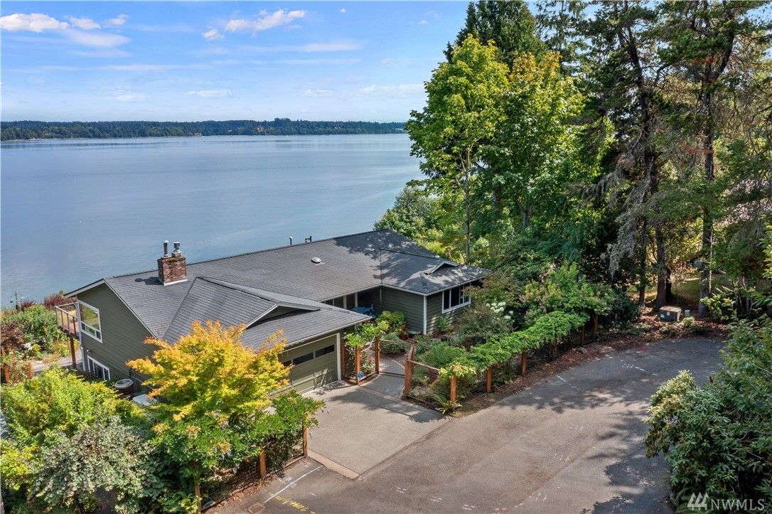 Property Photo:  2143 66th Ave NW  WA 98502 