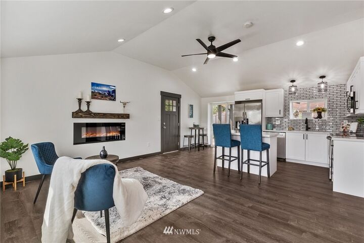 Property Photo: 3508 NE 10th Street WA 98056