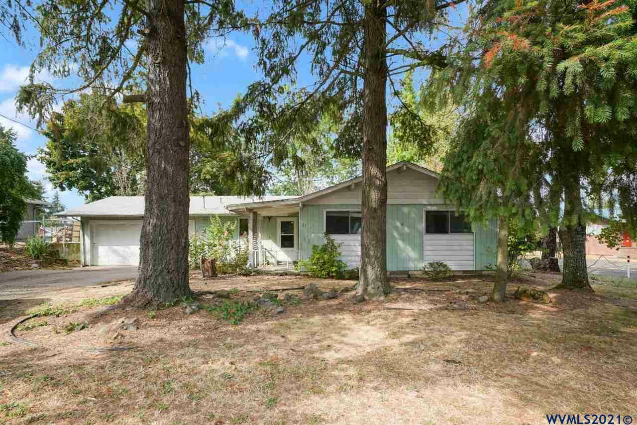 Property Photo:  1727  Madrona Av SE  OR 97302 