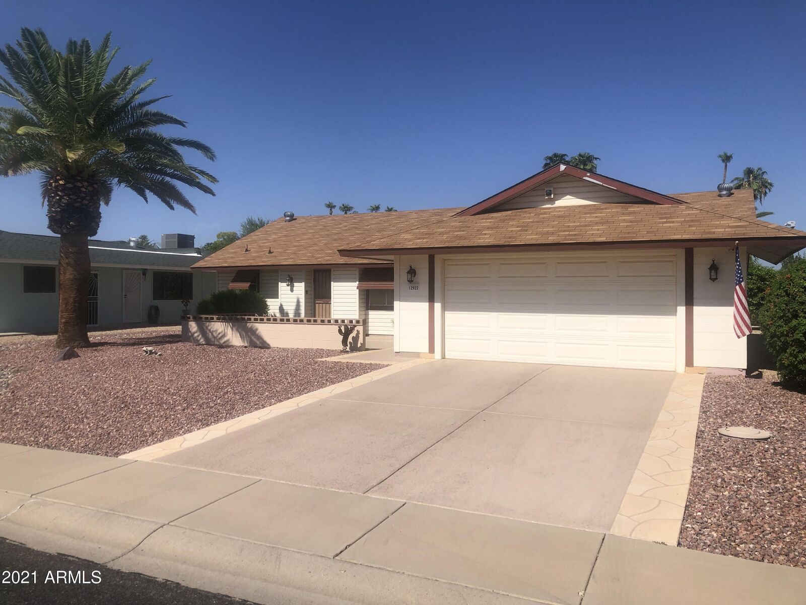 Property Photo: 12922 W Seville Drive AZ 85375
