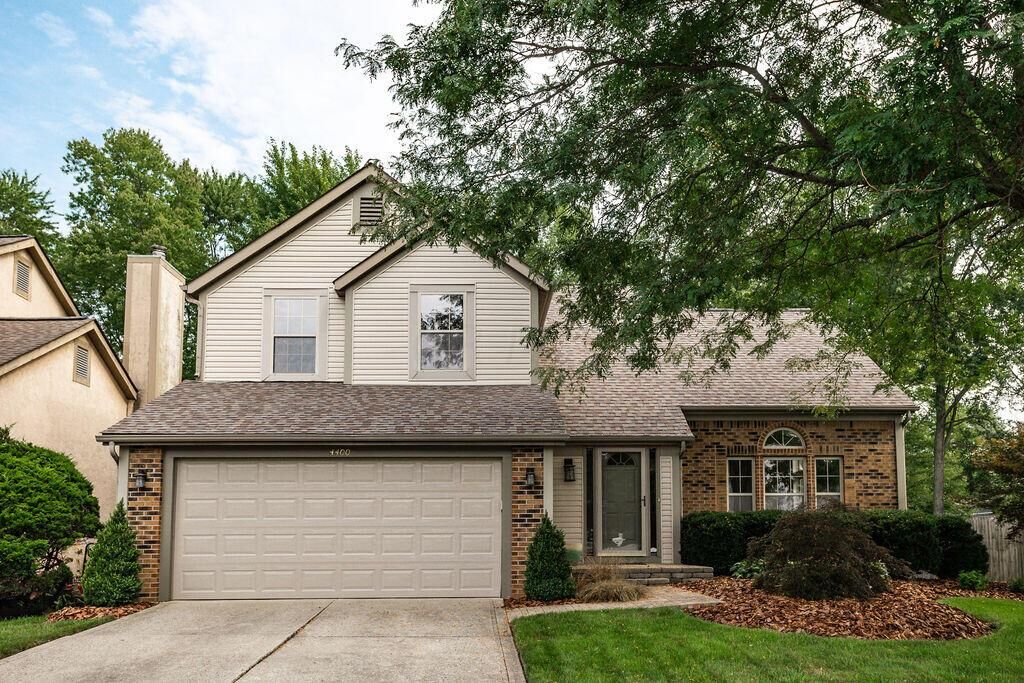 Property Photo: 4400 Woodstream Drive OH 43230