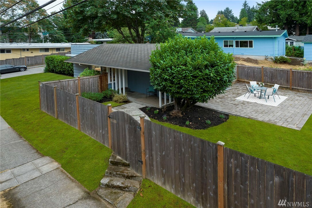 Property Photo:  8801 20th Ave NE  WA 98115 