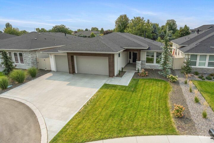 4325 E Copper Point Dr  Meridian ID 83642 photo