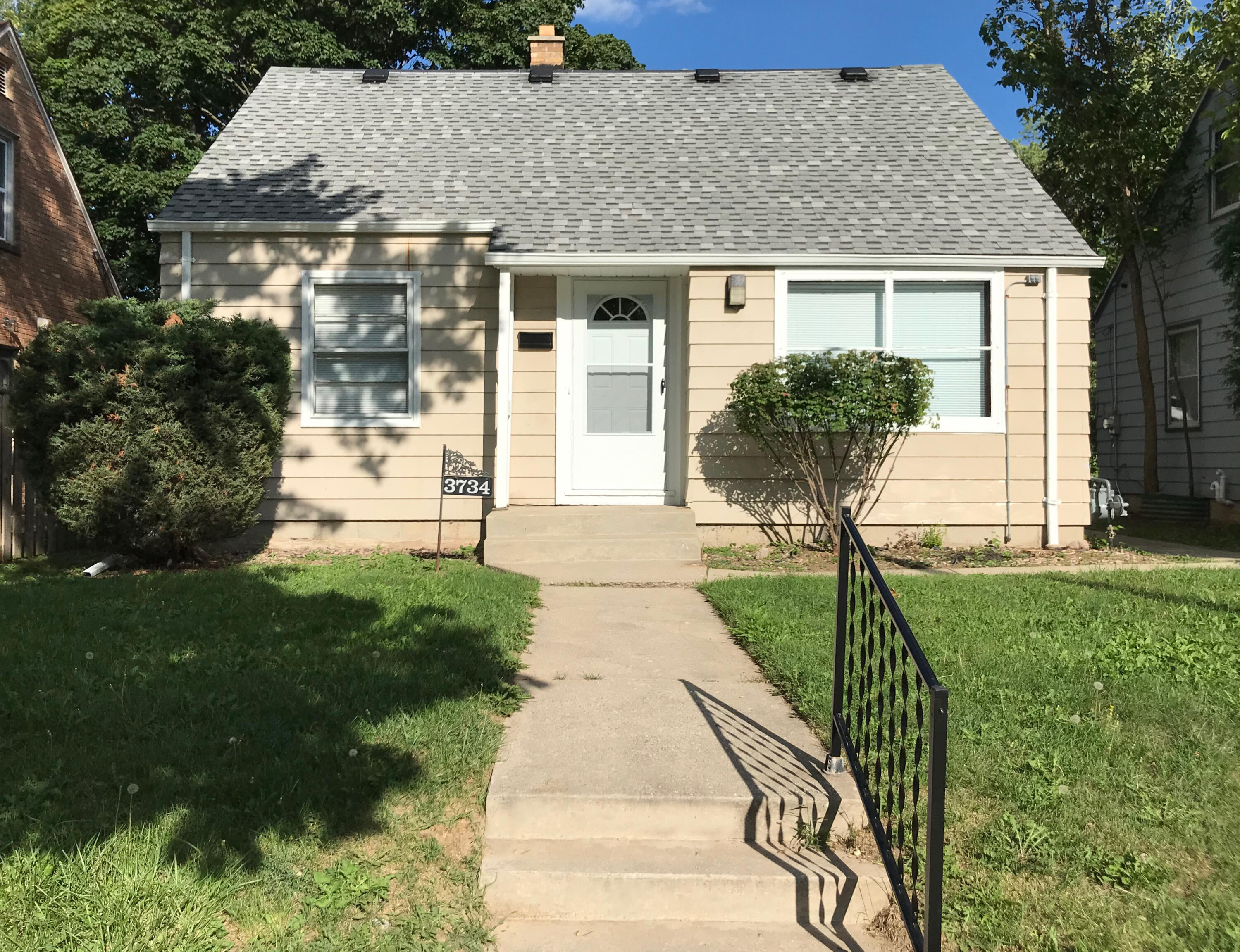 Property Photo:  3734 N 60th St  WI 53216 