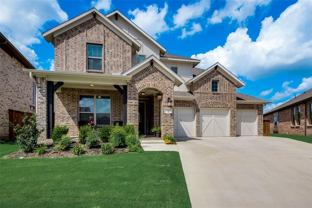 Property Photo:  1101 Maverick Drive  TX 76063 