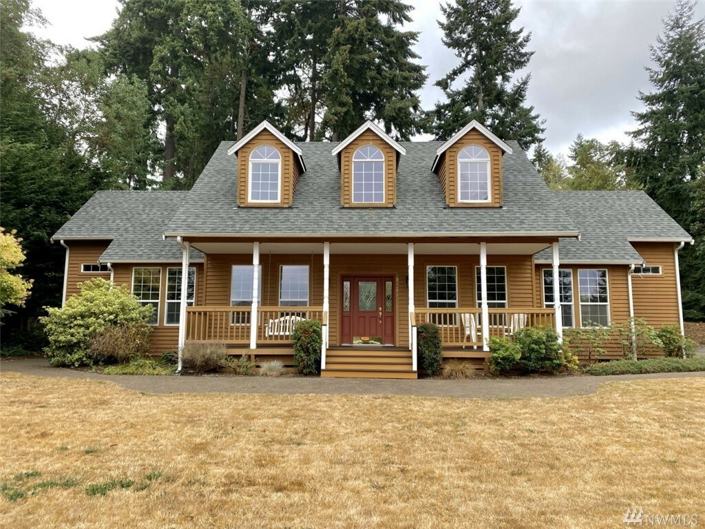 Property Photo:  9427 SW 268th St  WA 98070 