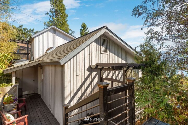 Property Photo: 113 Furey Avenue WA 98831
