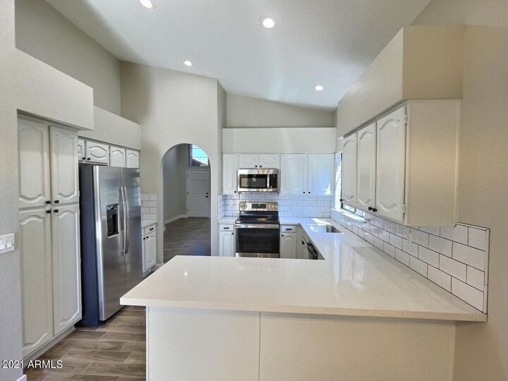 Property Photo: 15440 N 50th Street AZ 85254