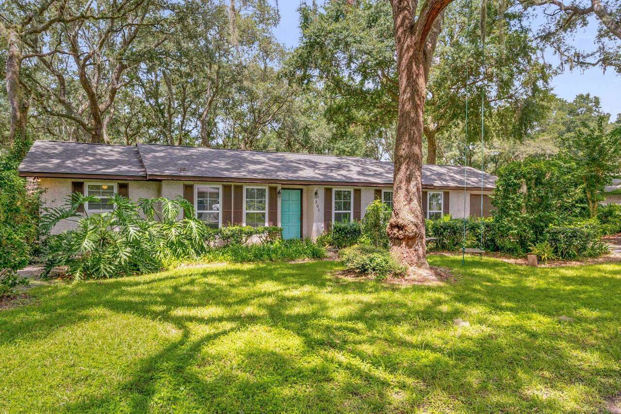 Property Photo:  301 Durden Street  GA 31558 