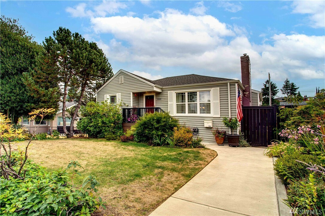 Property Photo: 5920 38th Ave SW WA 98126