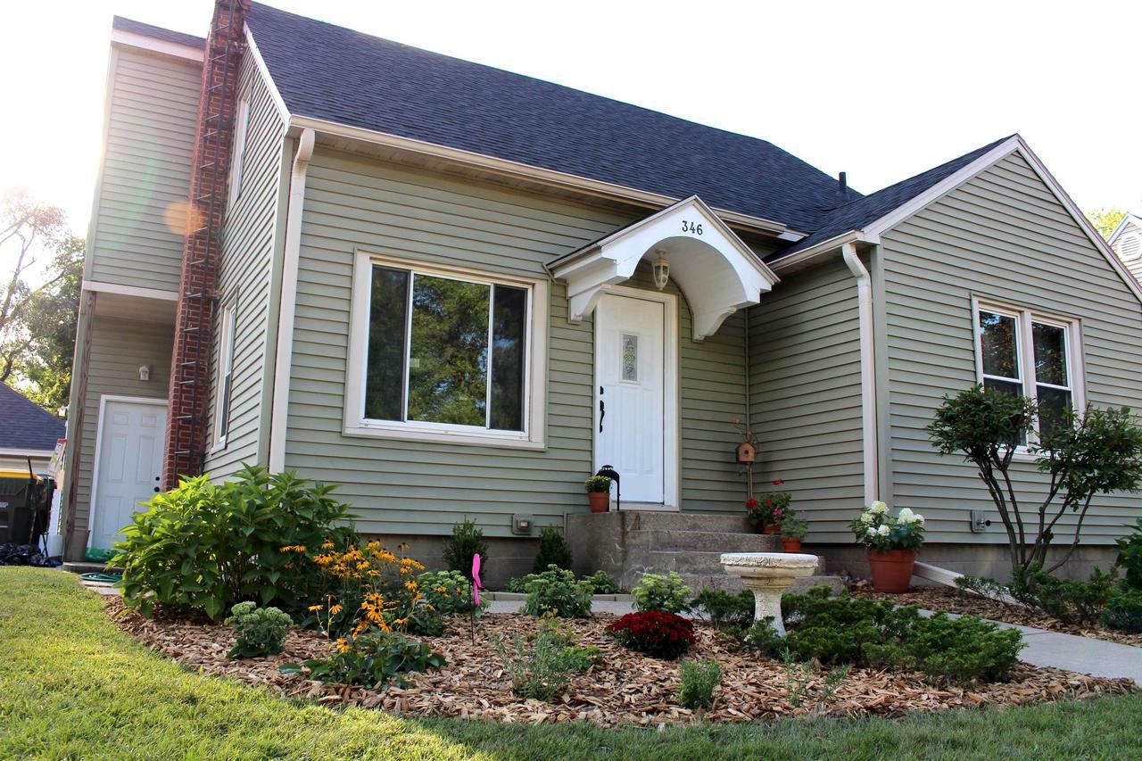 Property Photo:  346 Warren Ave  WI 53959 