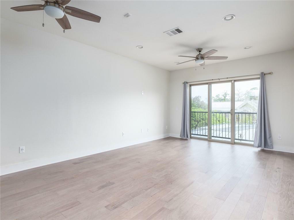 Property Photo:  908 Nueces Street 35  TX 78701 