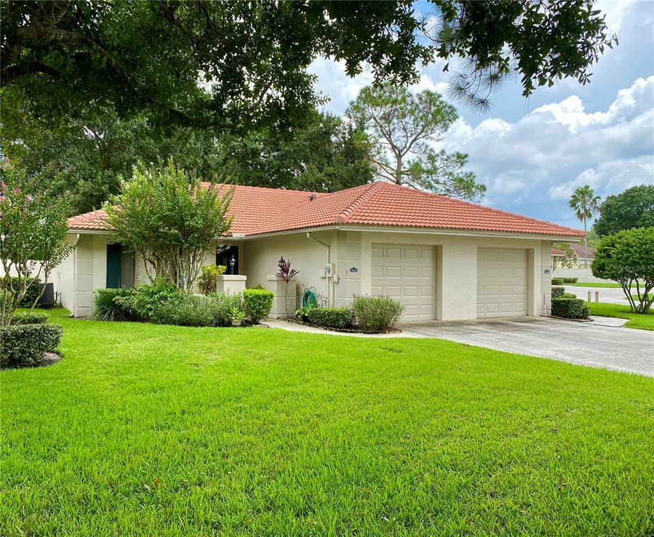 Property Photo:  18403 Aintree Court  FL 33647 