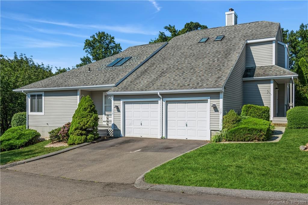 Property Photo: 675 Townsend Avenue 117 CT 06512