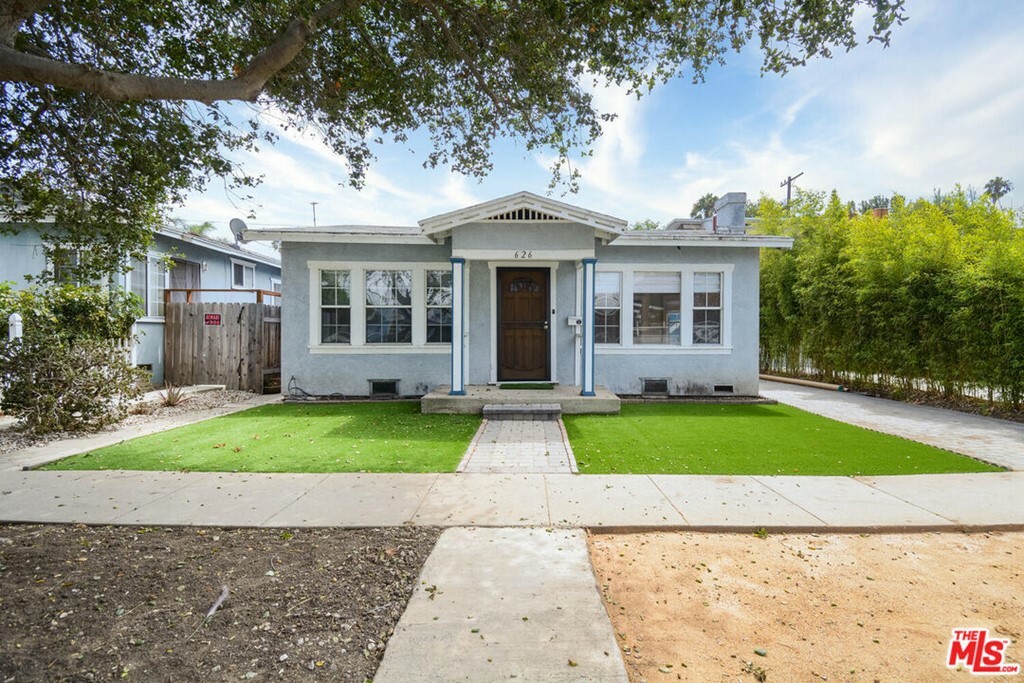 Property Photo:  626 Boccaccio Avenue  CA 90291 