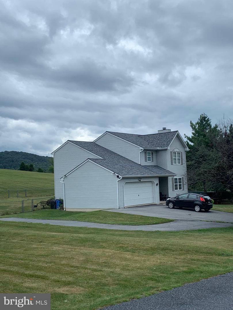 Property Photo: 170 Cornerstone Drive PA 19541