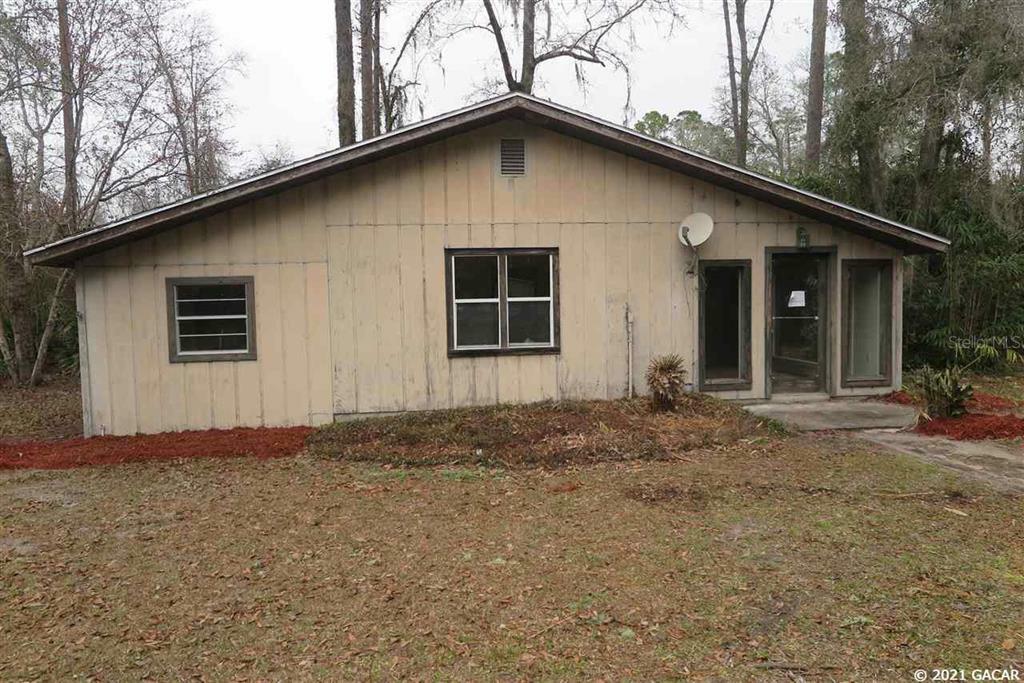 Property Photo:  13117 N County Road 225  FL 32609 