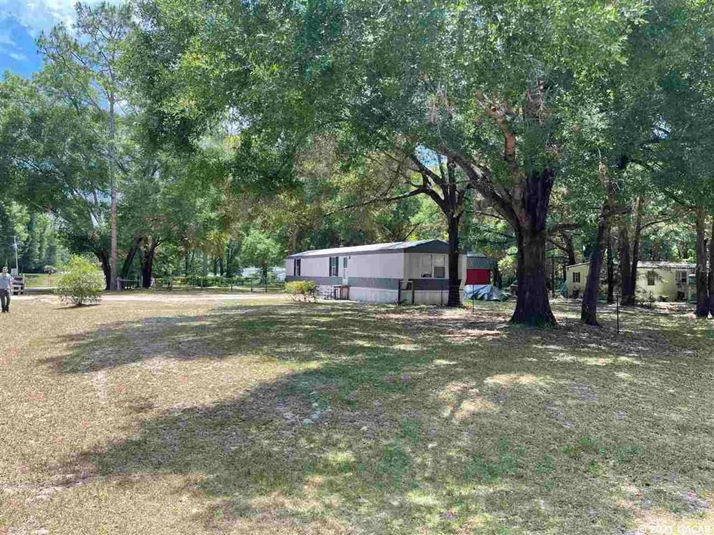 Property Photo:  204 SW Alpine Place  FL 32643 