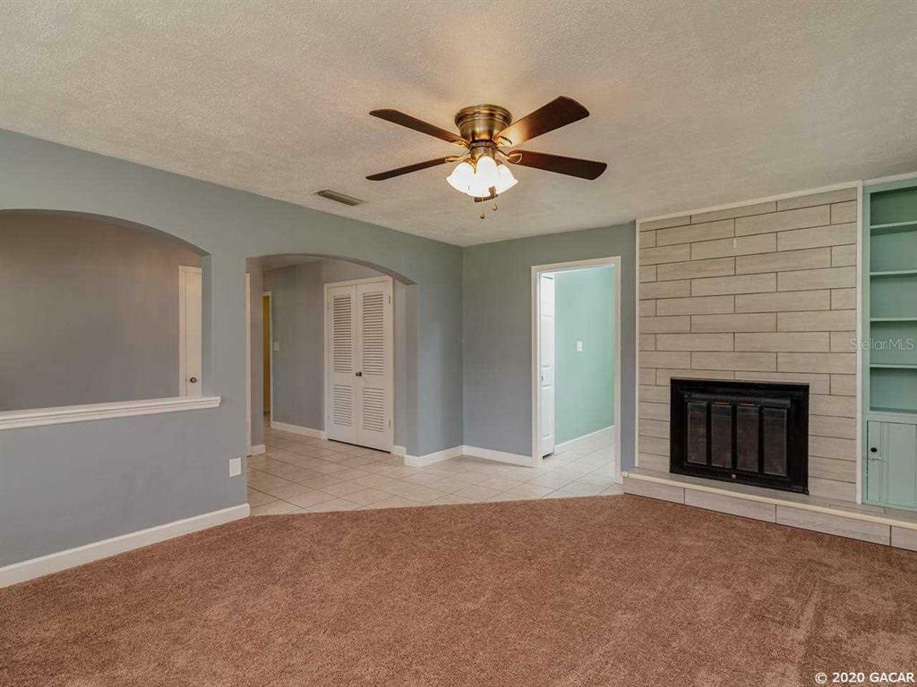 Property Photo:  17256 NW 250th Way  FL 32643 