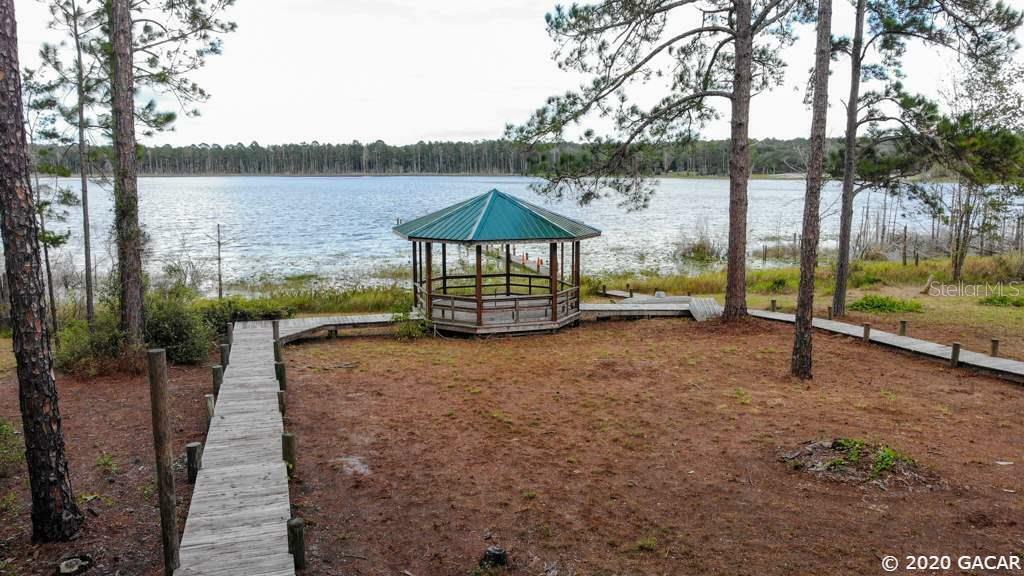 Property Photo:  224 &Amp 228 Huckleberry Road  FL 32640 