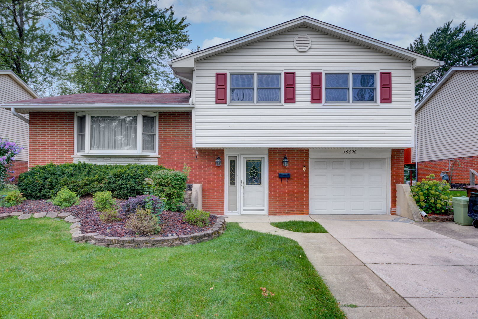 16426 Ridgeland Avenue  Tinley Park IL 60477 photo
