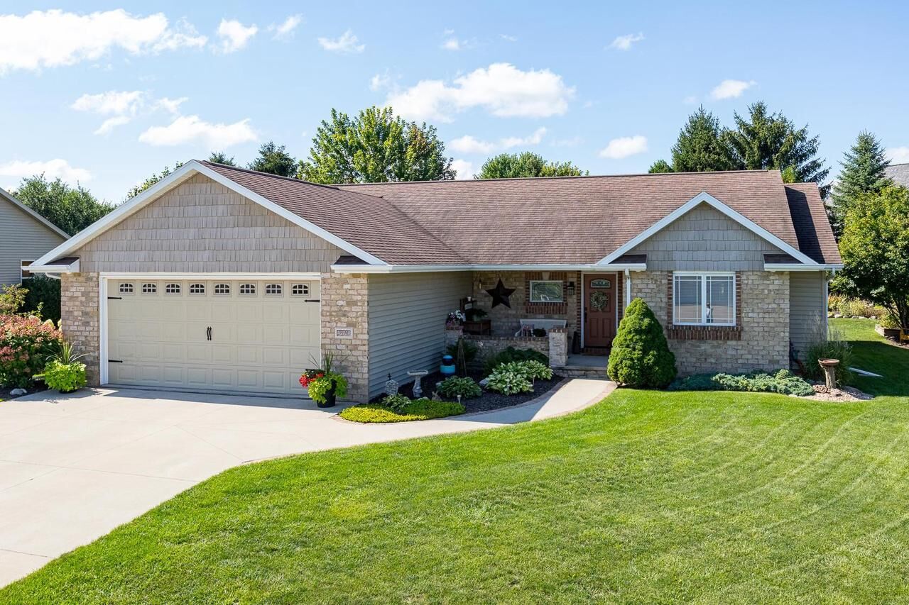 Property Photo:  W1969 Finnigans Ridge Lane  WI 54130 