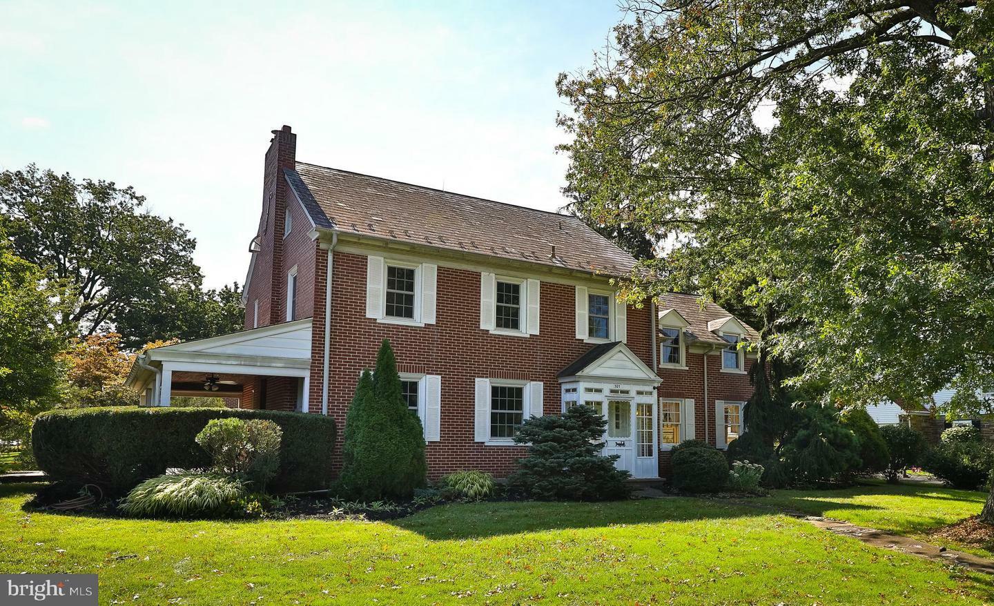 Property Photo:  307 S Valley Forge Road  PA 19446 