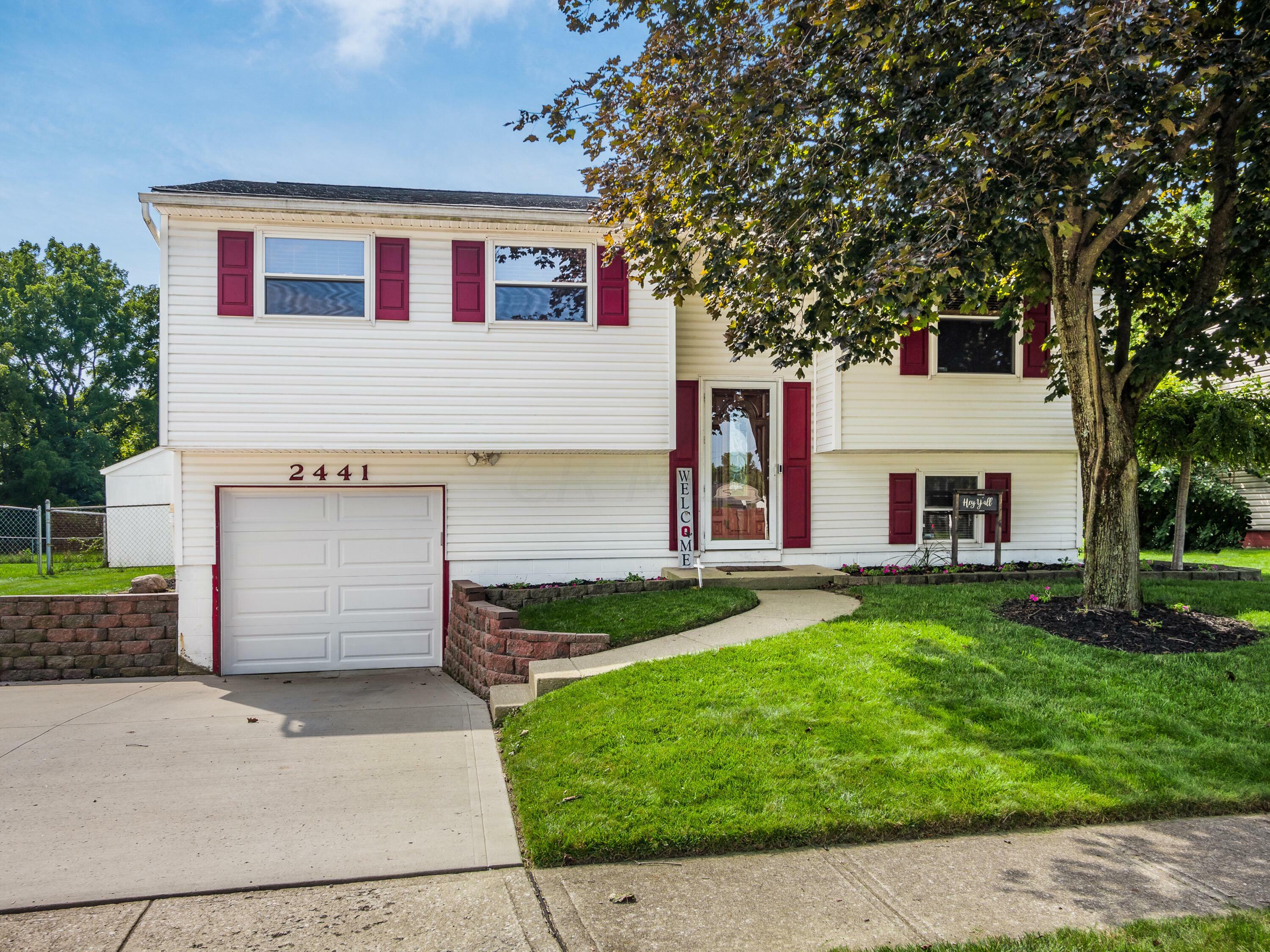 Property Photo: 2441 Blue Rock Boulevard OH 43123