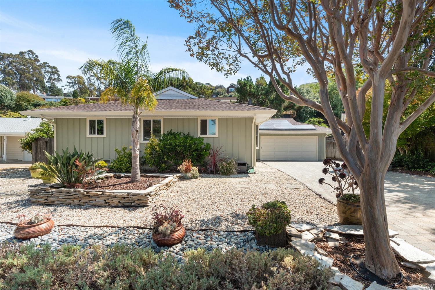 Property Photo:  17 Enterprise Drive  CA 94925 