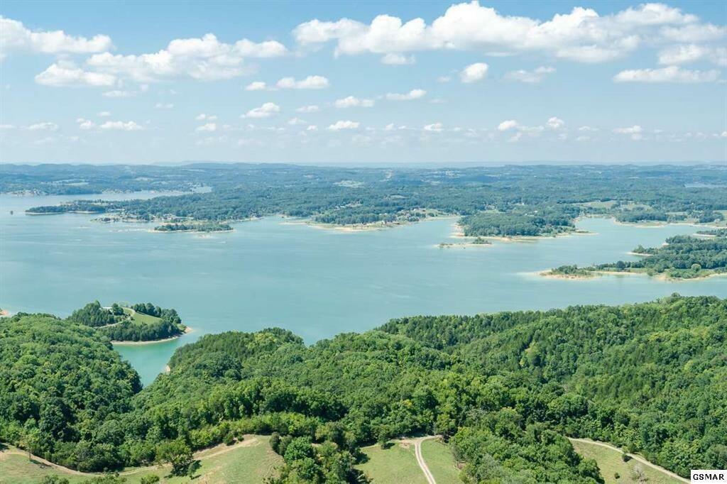 Property Photo: 1394 Lake Haven Way TN 37876