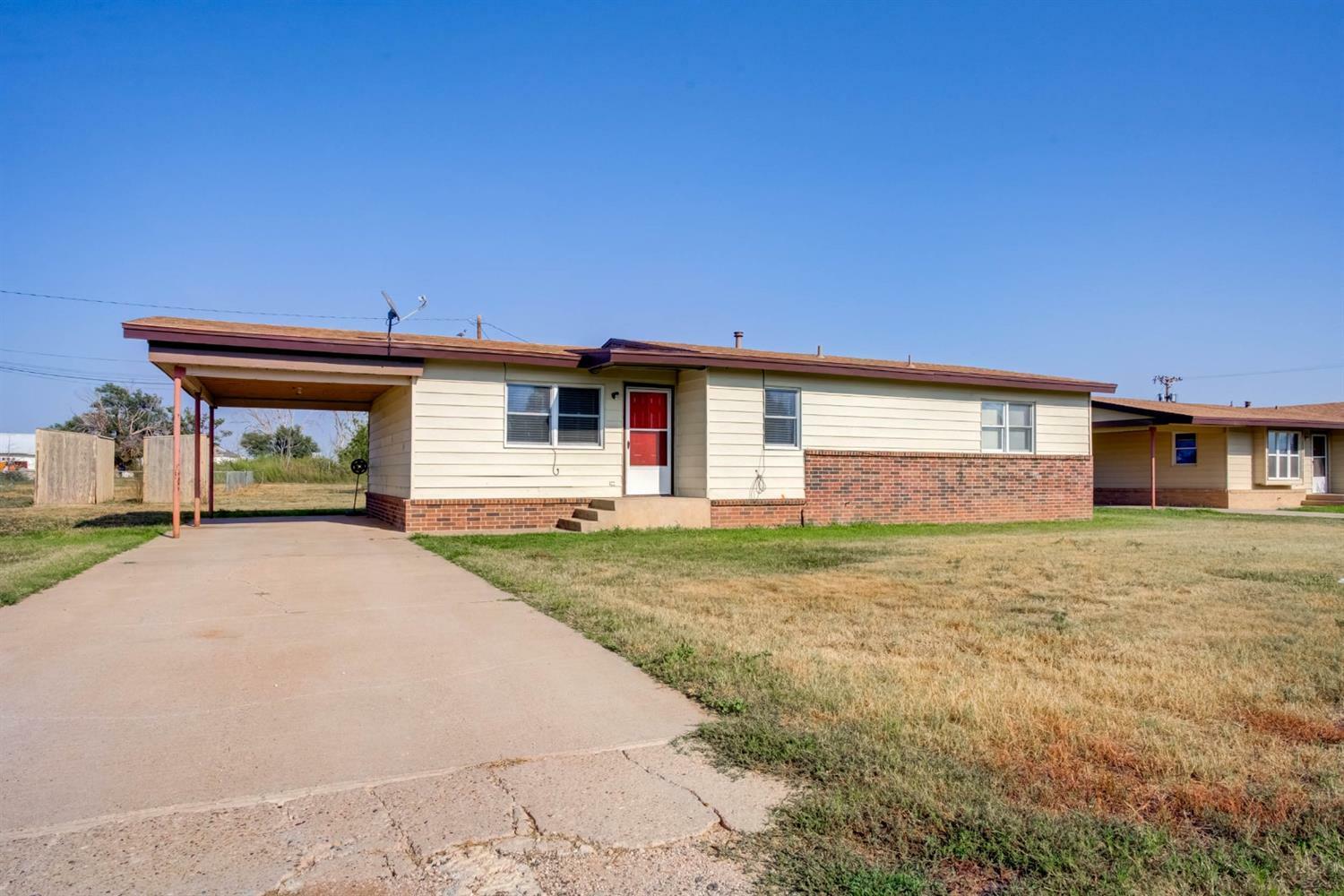 Property Photo: 204 Coke Avenue TX 79313