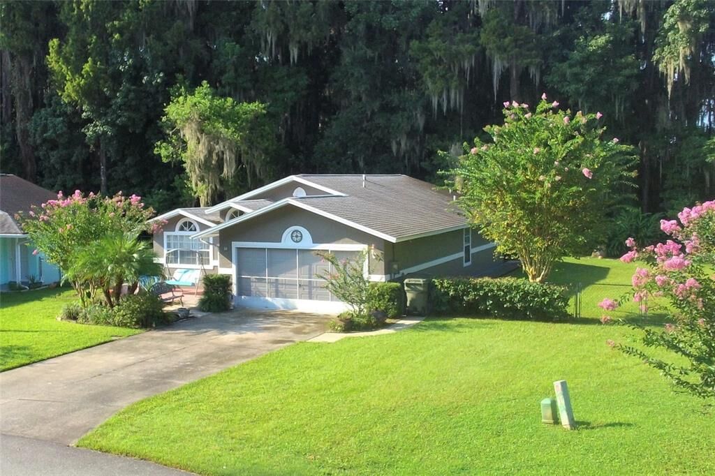 Property Photo:  30 Ginger Circle  FL 34748 
