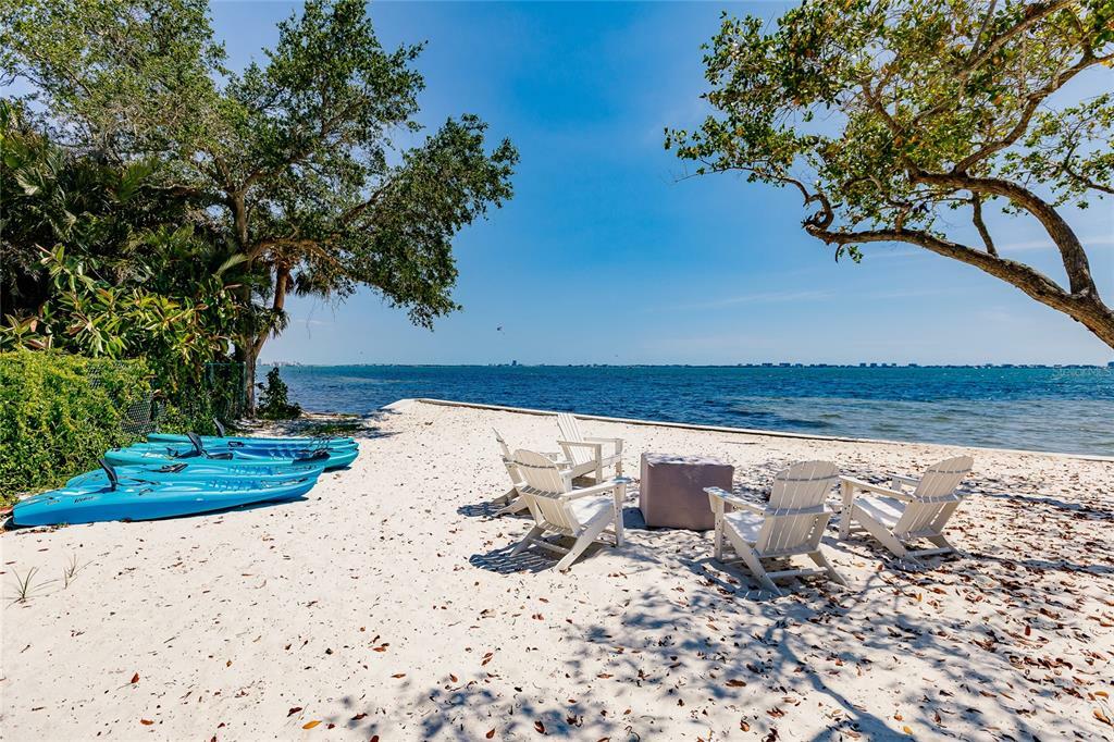 Property Photo: 404 S Shore Drive FL 34234