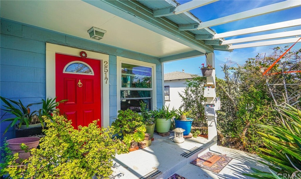 Property Photo: 2517 Curtis Avenue CA 90278