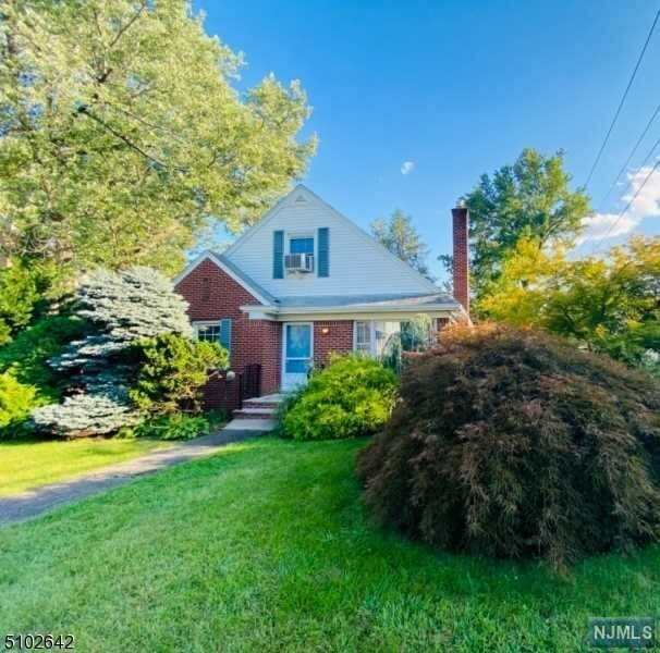 Property Photo:  88 Harcourt Avenue  NJ 07621 