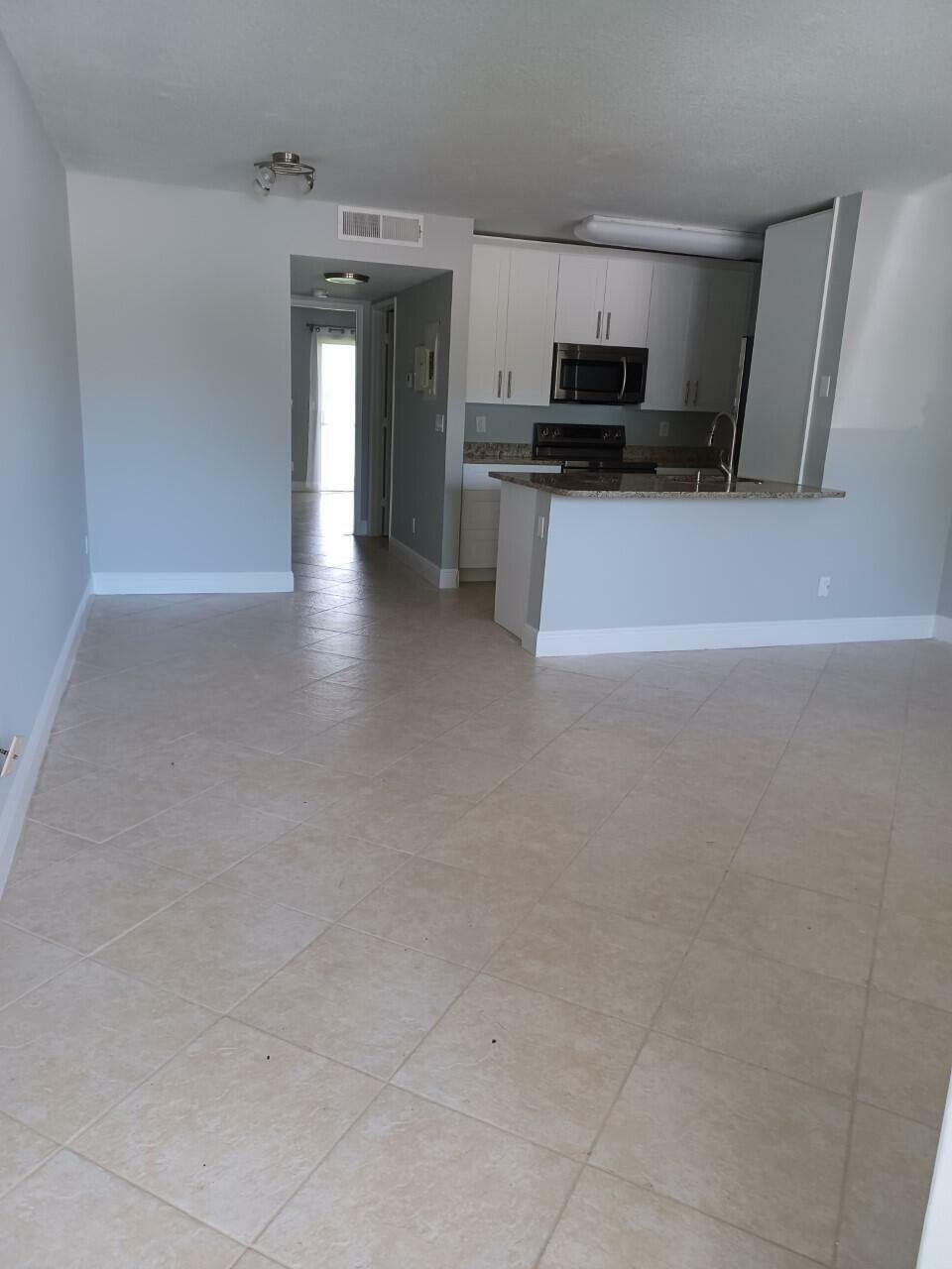 1505 Meadows Circle W  Boynton Beach FL 33436 photo