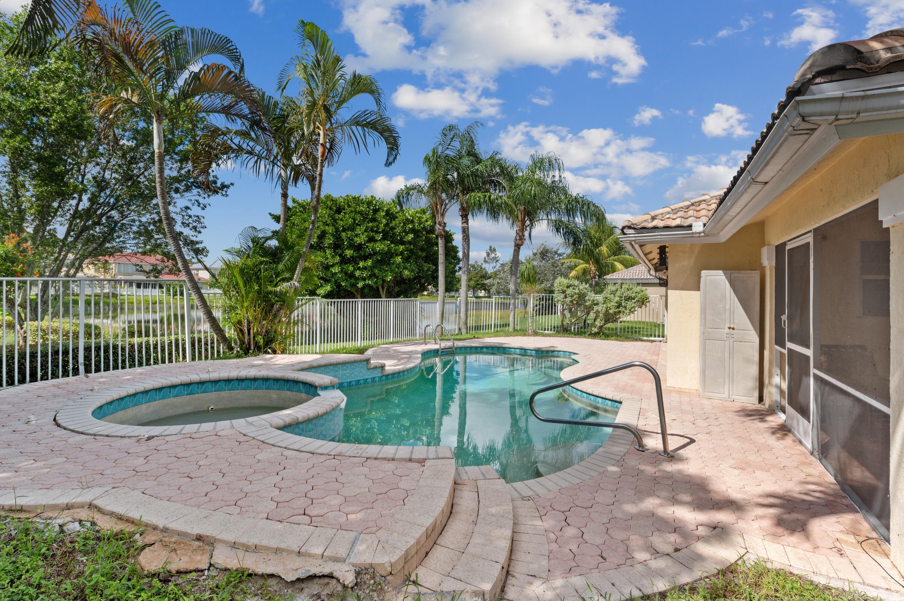 Property Photo: 100 Citrus Park Lane FL 33436