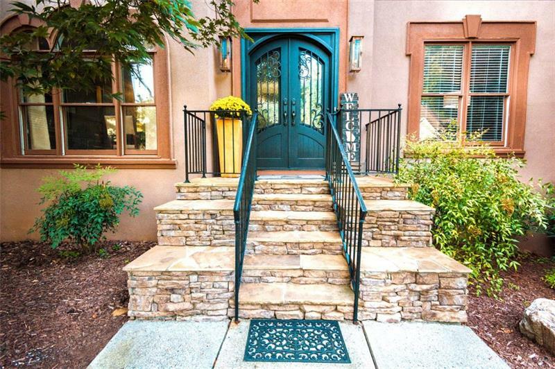 Property Photo: 520 Wilde Green Dr. GA 30075