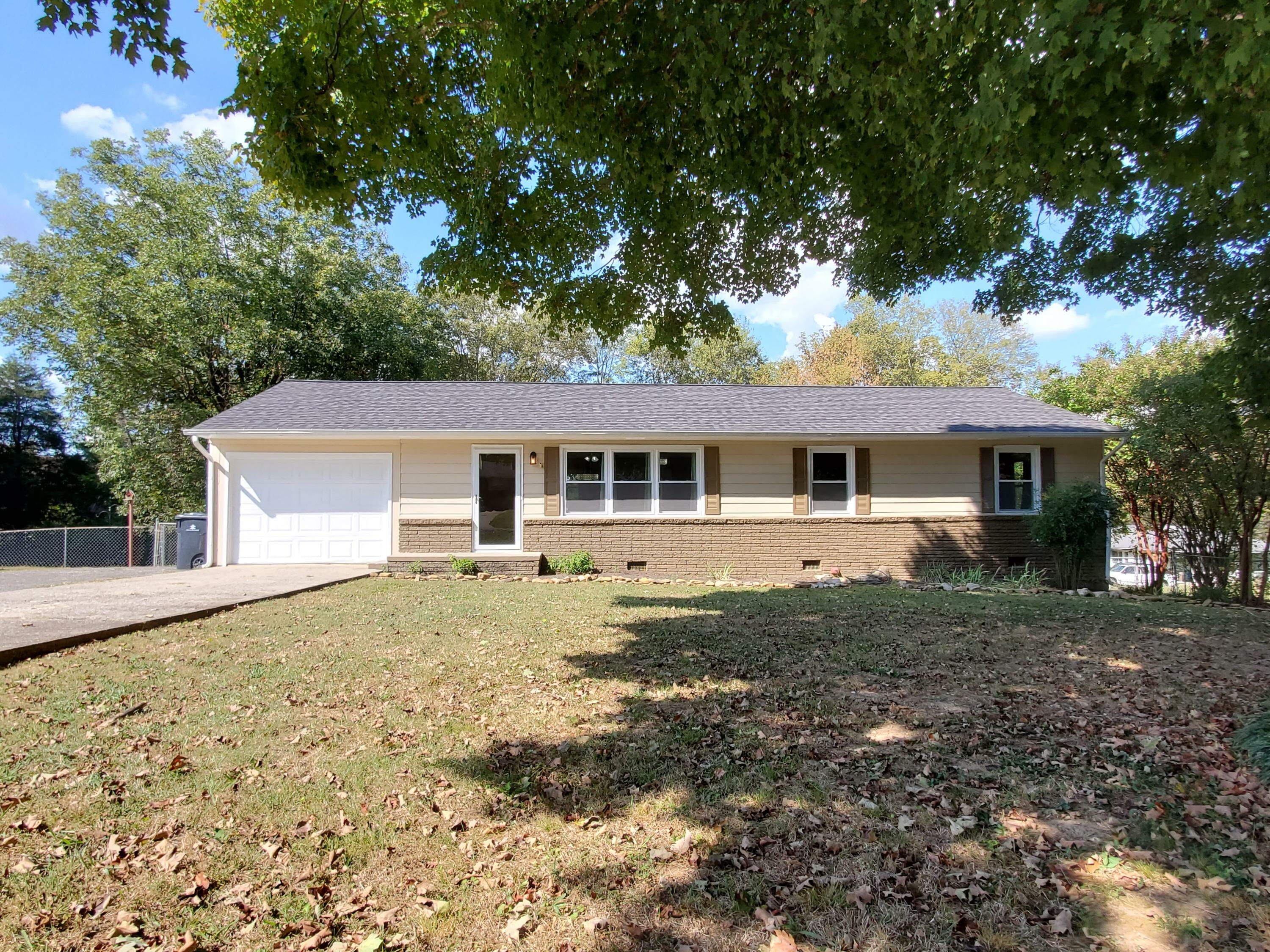 Property Photo:  2101 Needham Lane  TN 37912 