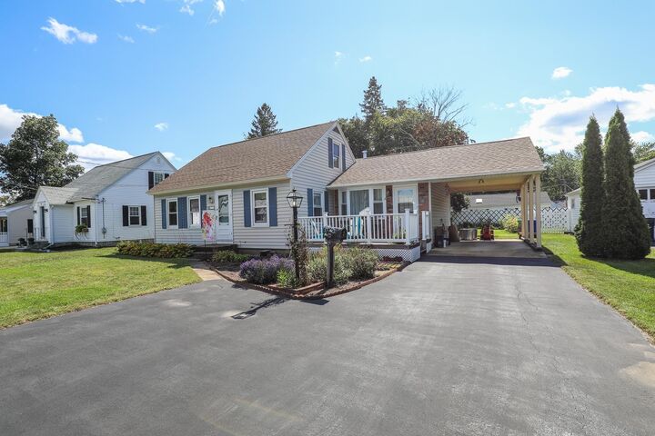 Property Photo: 20 Allen Street NH 03102