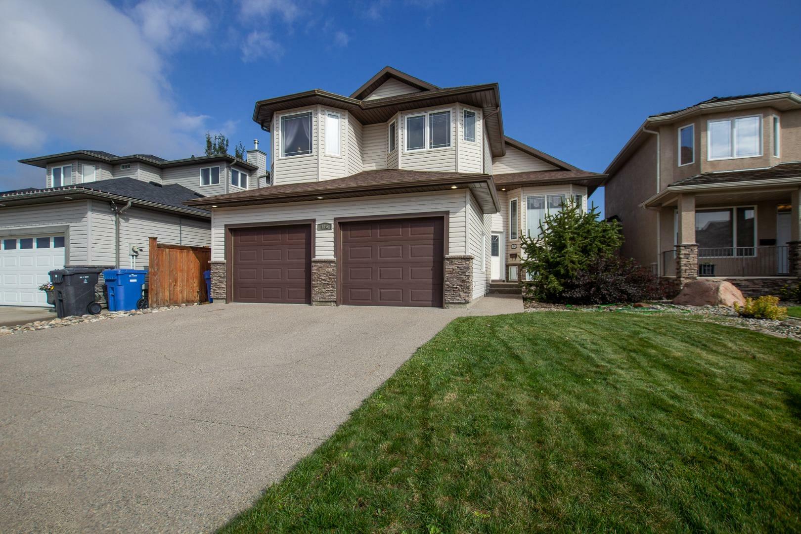 Property Photo: 116 Heritage Point W AB T1K 7K9