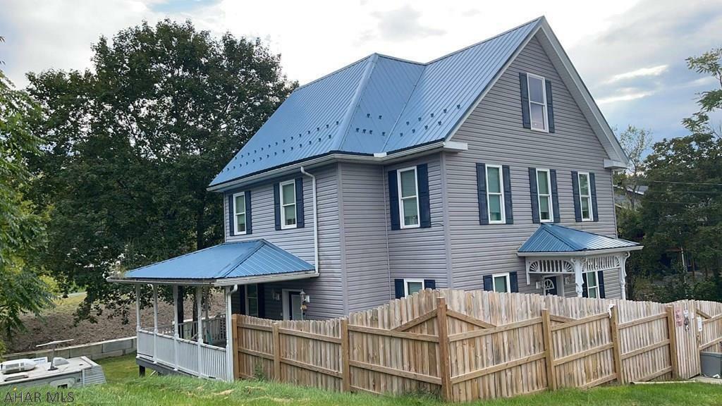 Property Photo: 615 Shoup Street PA 16678