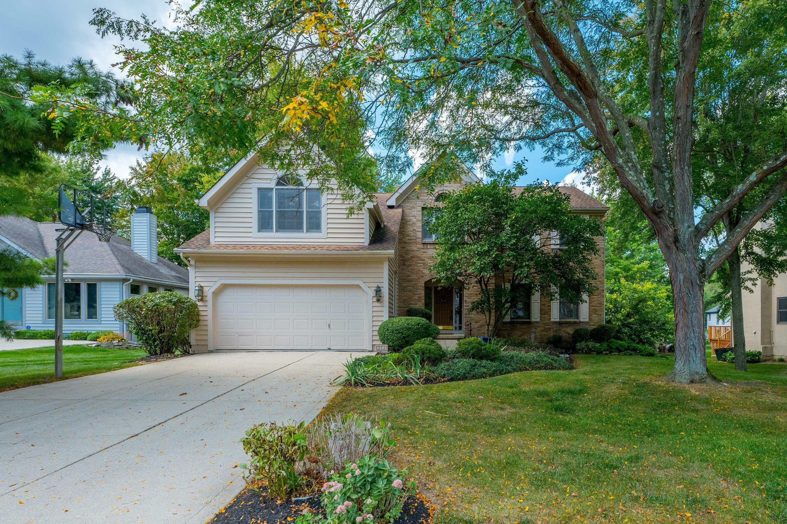 Property Photo: 1035 Riva Ridge Boulevard OH 43230
