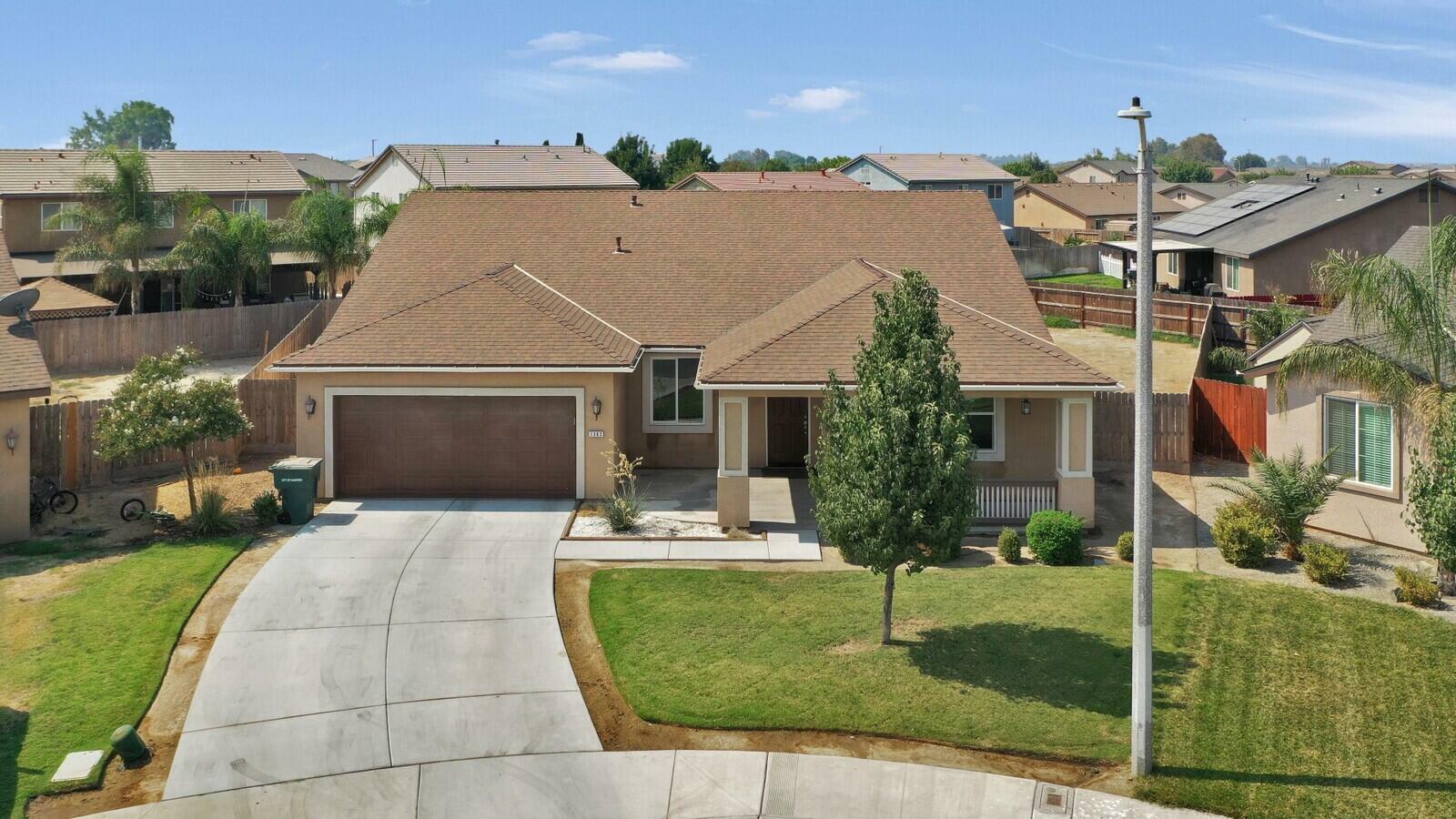 1363 Hartley Drive  Hanford CA 93230 photo