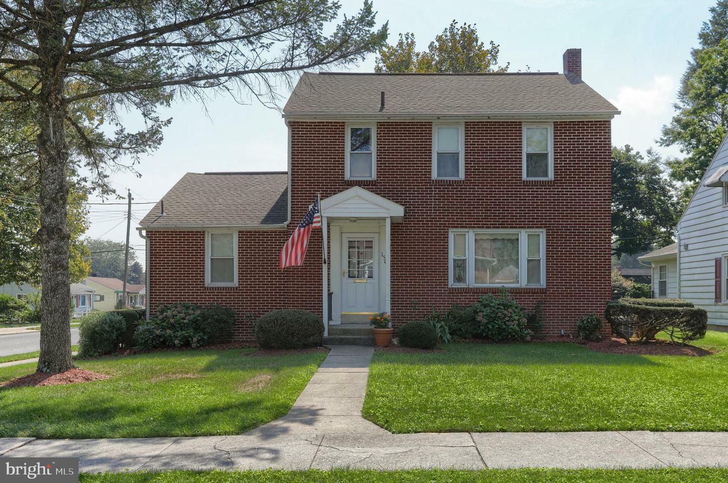 Property Photo:  1502 Elm Street  PA 17042 