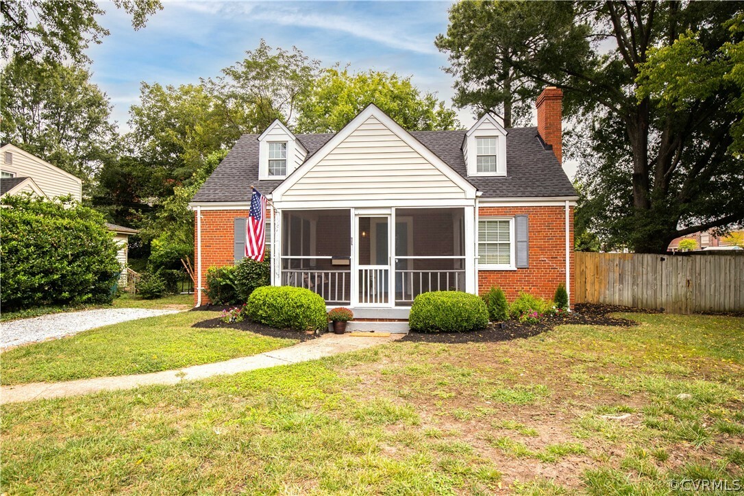 Property Photo:  5200 W Grace Street  VA 23226 